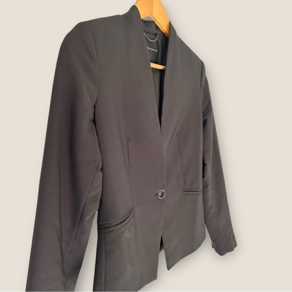 Dynamite Black Blazer - Picture 3 of 7
